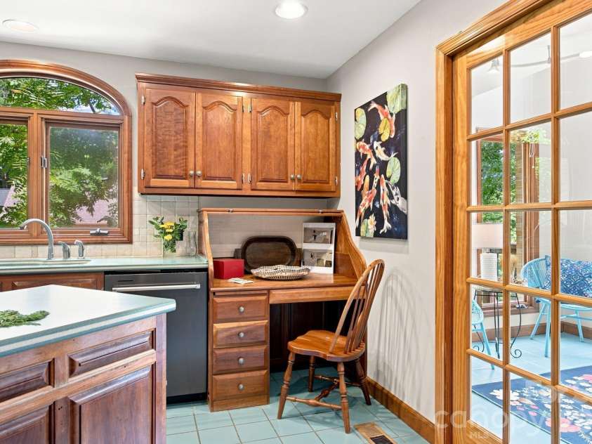 20334 Bethelwood Lane, Cornelius, NC 28031.  MLS# CAR4409057, YatesRealty ID 44110. 