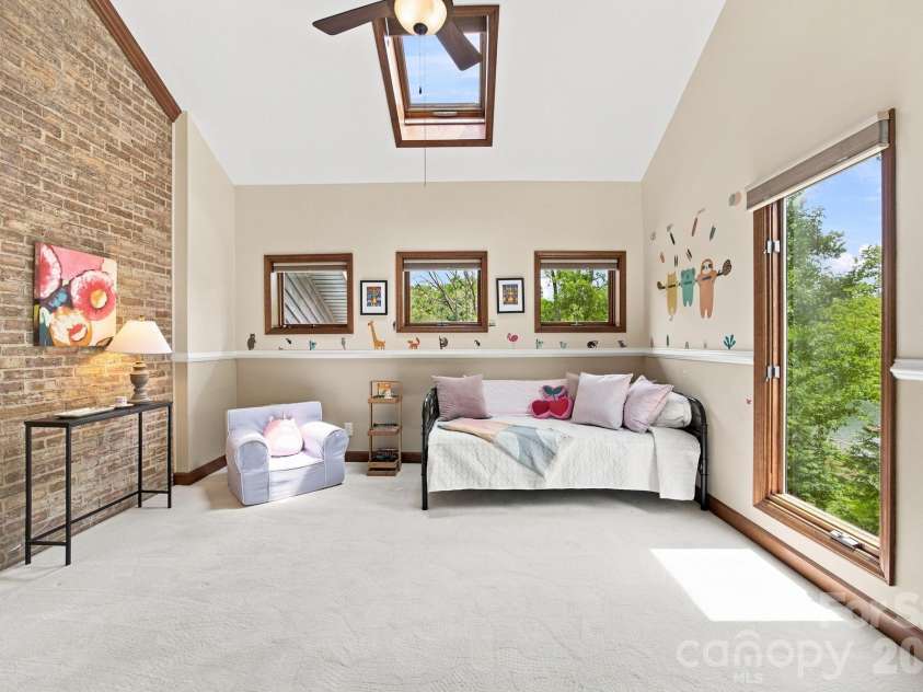 20334 Bethelwood Lane, Cornelius, NC 28031.  MLS# CAR4409057, YatesRealty ID 44110. 