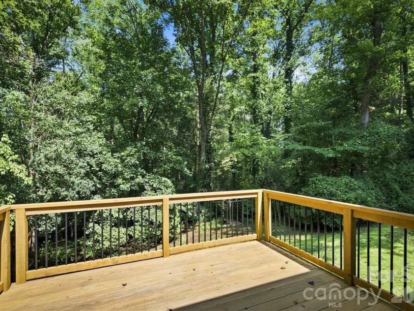 3517 Crestwood Drive, Morganton, NC 28655.  MLS# CAR4412373, YatesRealty ID 44111. Main Floor Deck