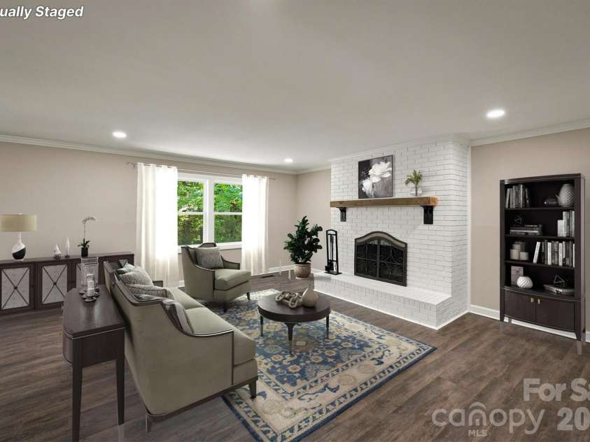 3517 Crestwood Drive, Morganton, NC 28655.  MLS# CAR4412373, YatesRealty ID 44111. Open Concept Living Room