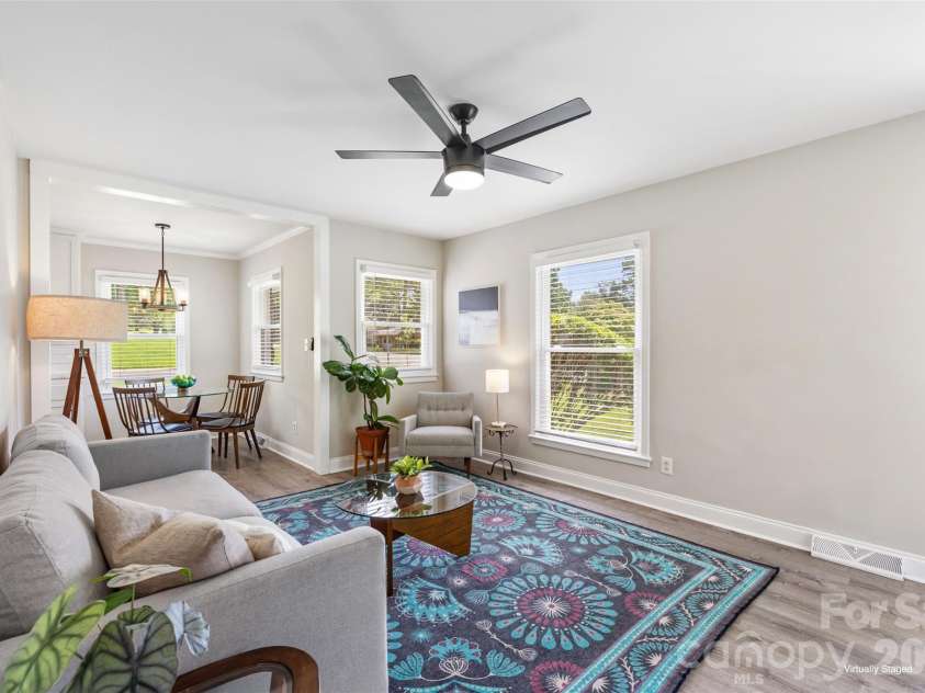 3123 Edsel Place, Charlotte, NC 28205.  MLS# CAR4411978, YatesRealty ID 44113. 