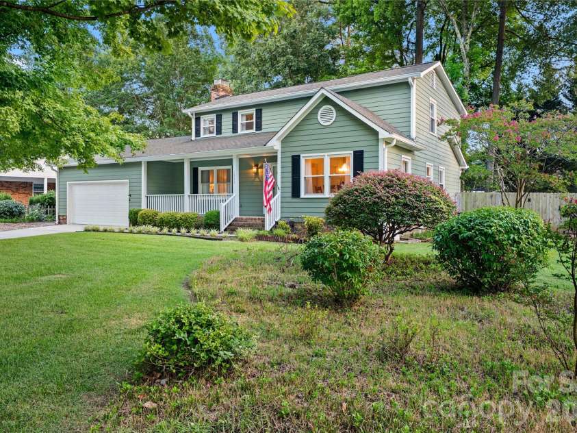 1533 Rivermont Drive, Gastonia, NC 28054.  MLS# CAR4414170, YatesRealty ID 44114. 