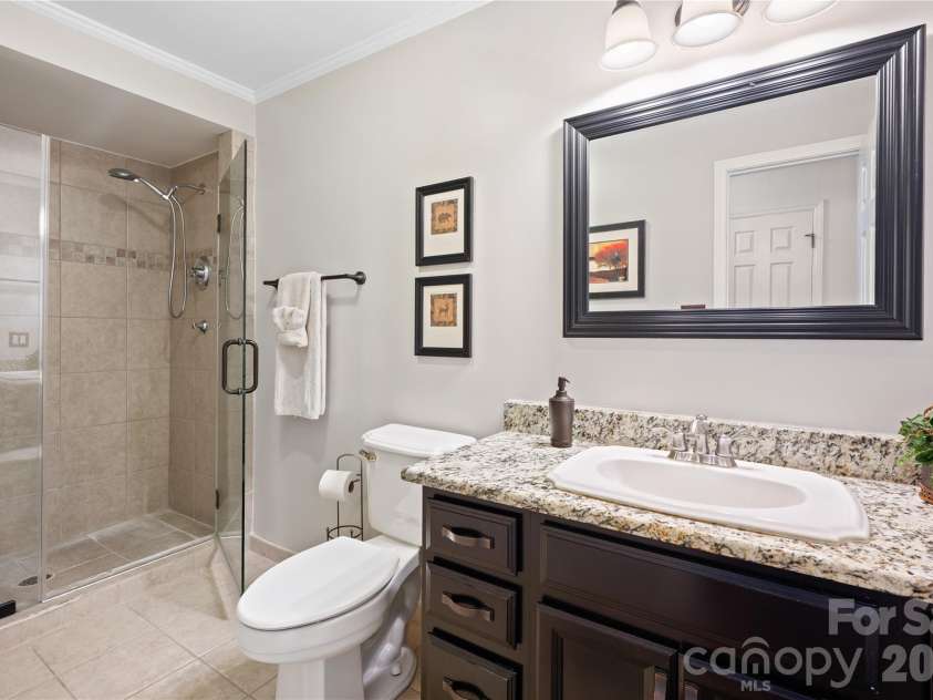 1533 Rivermont Drive, Gastonia, NC 28054.  MLS# CAR4414170, YatesRealty ID 44114. 