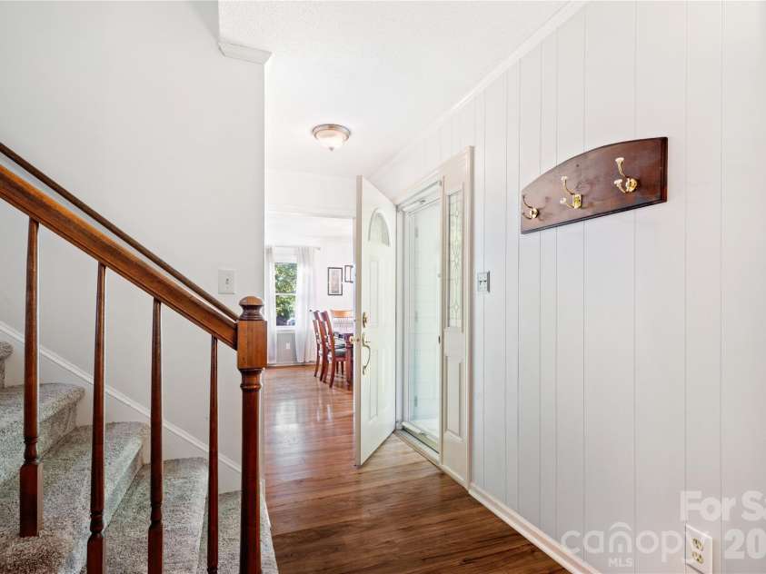 1533 Rivermont Drive, Gastonia, NC 28054.  MLS# CAR4414170, YatesRealty ID 44114. 