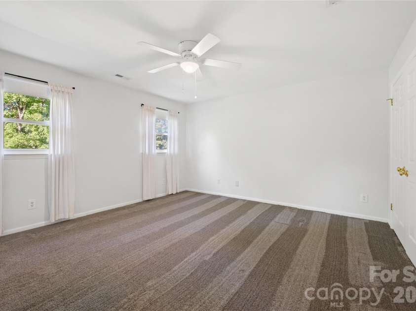 1533 Rivermont Drive, Gastonia, NC 28054.  MLS# CAR4414170, YatesRealty ID 44114. 