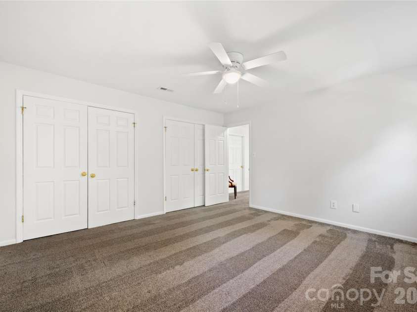 1533 Rivermont Drive, Gastonia, NC 28054.  MLS# CAR4414170, YatesRealty ID 44114. 