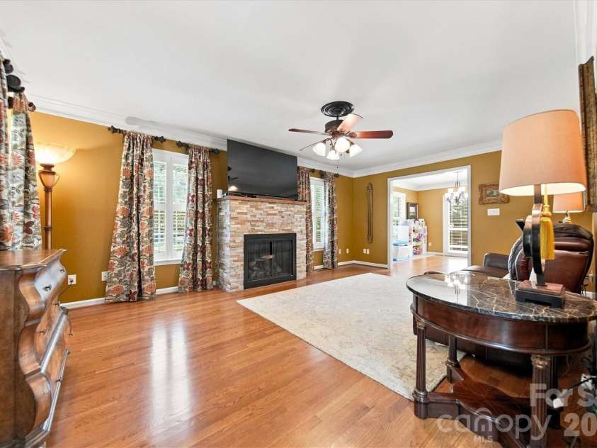 85 Charleston Court, Hickory, NC 28601.  MLS# CAR4414182, YatesRealty ID 44117. 