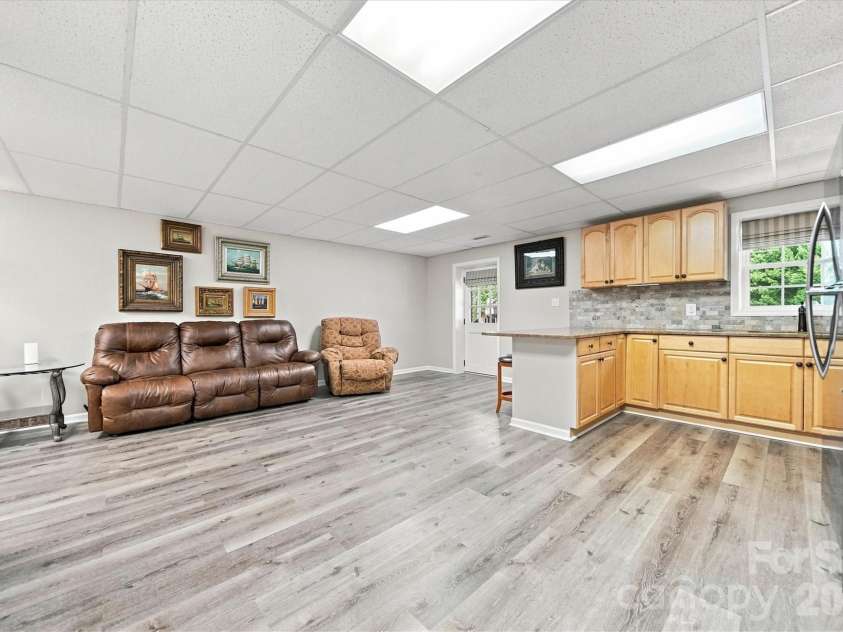 85 Charleston Court, Hickory, NC 28601.  MLS# CAR4414182, YatesRealty ID 44117. 