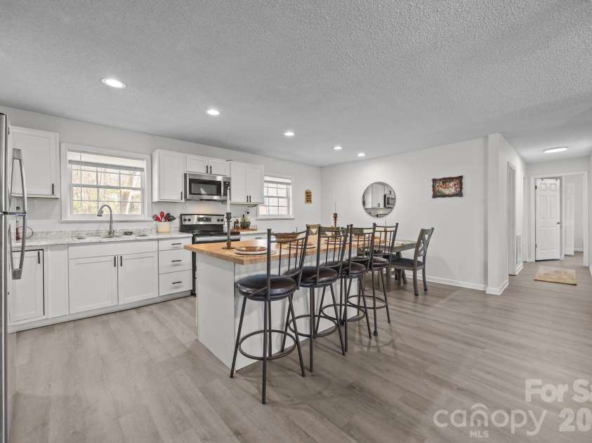 151 Central Avenue, Norwood, NC 28128.  MLS# CAR4336981, YatesRealty ID 4412. 