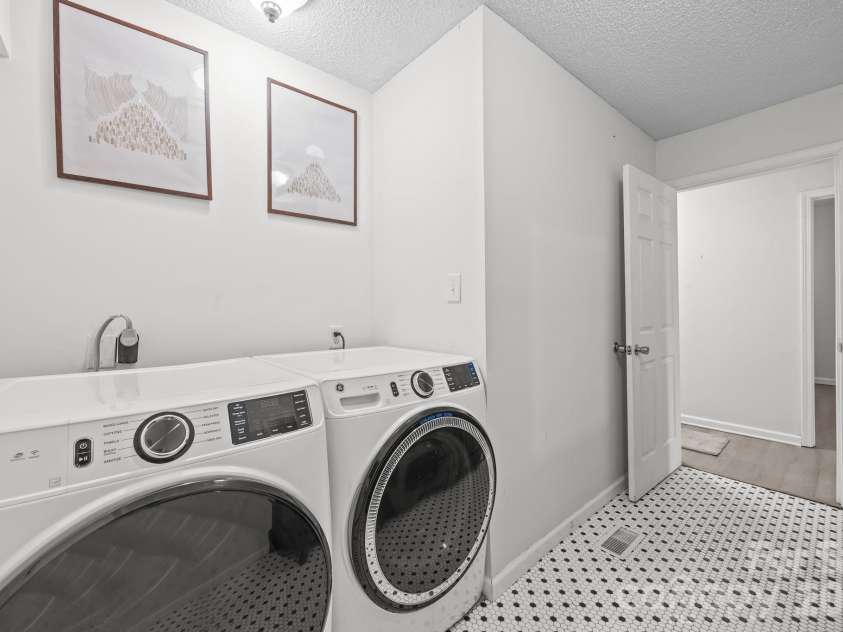 151 Central Avenue, Norwood, NC 28128.  MLS# CAR4336981, YatesRealty ID 4412. 