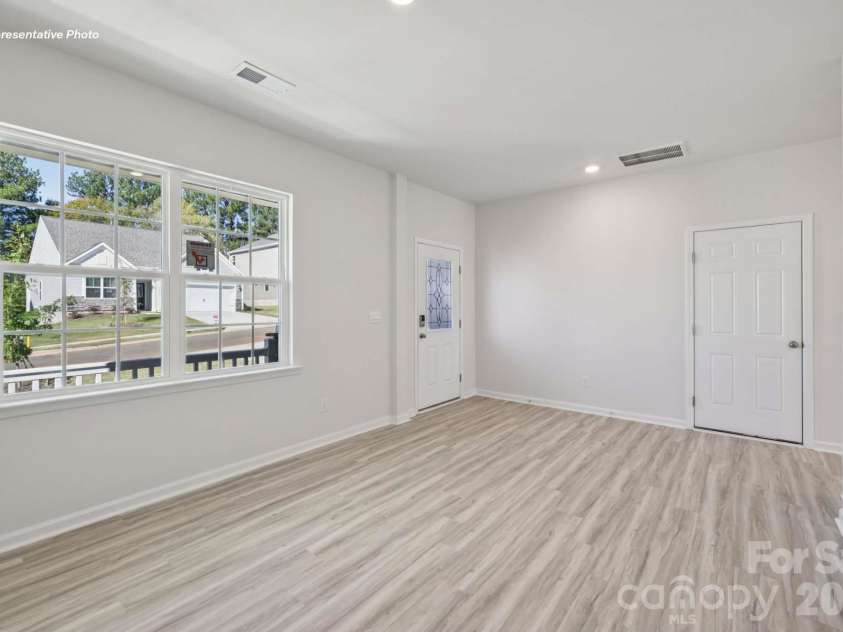 583 Dazzle Loop, Newton, NC 28658.  MLS# CAR4358377, YatesRealty ID 4412. 