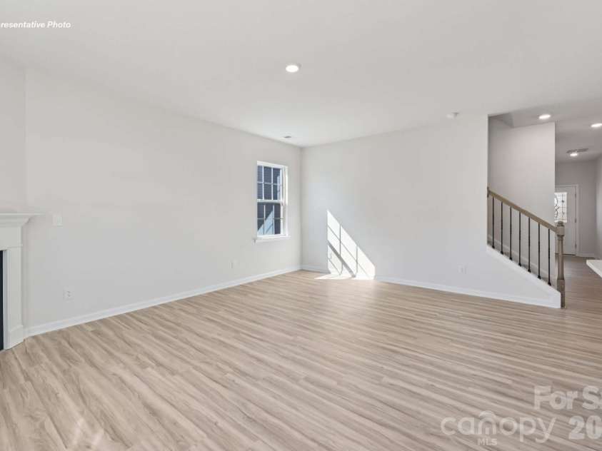 583 Dazzle Loop, Newton, NC 28658.  MLS# CAR4358377, YatesRealty ID 4412. 