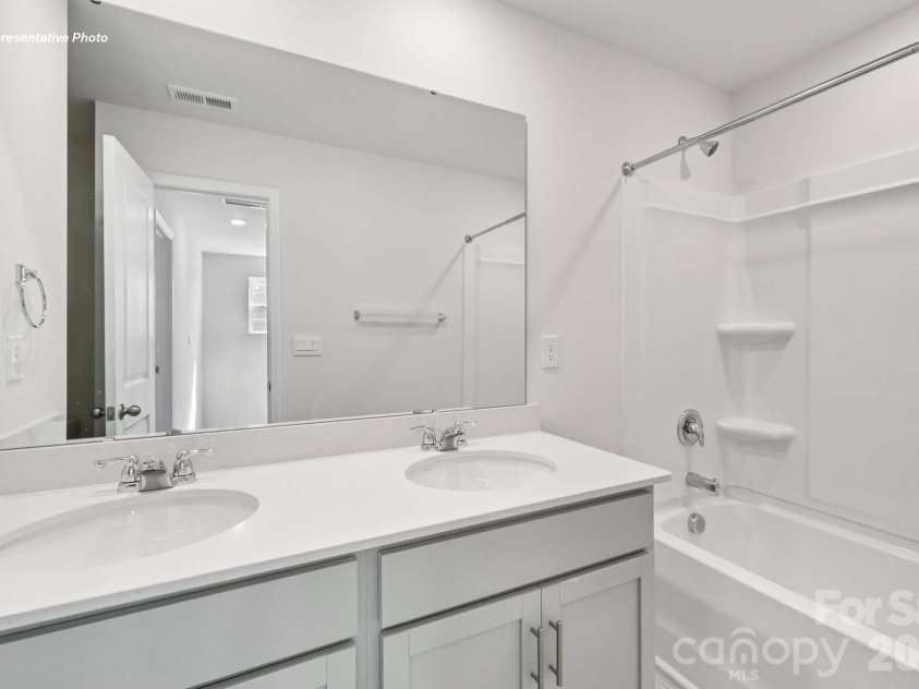 583 Dazzle Loop, Newton, NC 28658.  MLS# CAR4358377, YatesRealty ID 4412. 