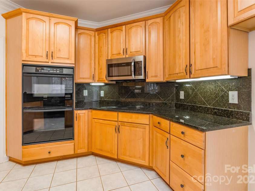 606 Elmhurst Drive, Fort Mill, SC 29715.  MLS# CAR4218724, YatesRealty ID 4412. 