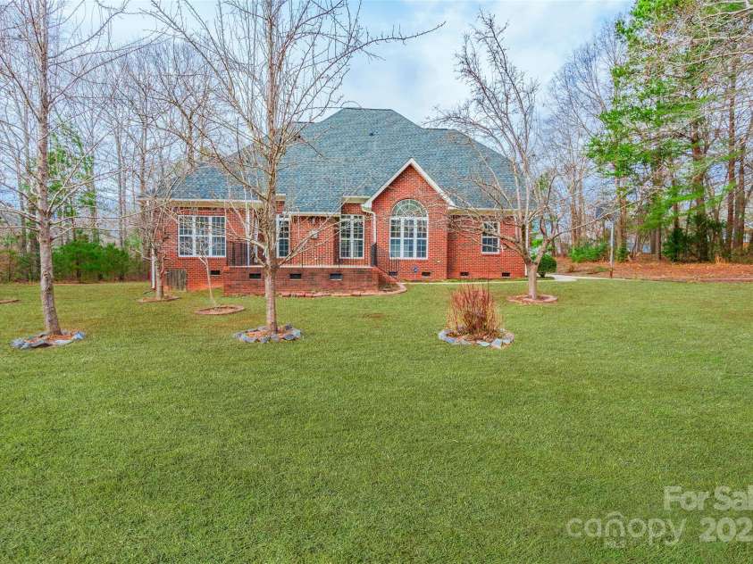 606 Elmhurst Drive, Fort Mill, SC 29715.  MLS# CAR4218724, YatesRealty ID 4412. 