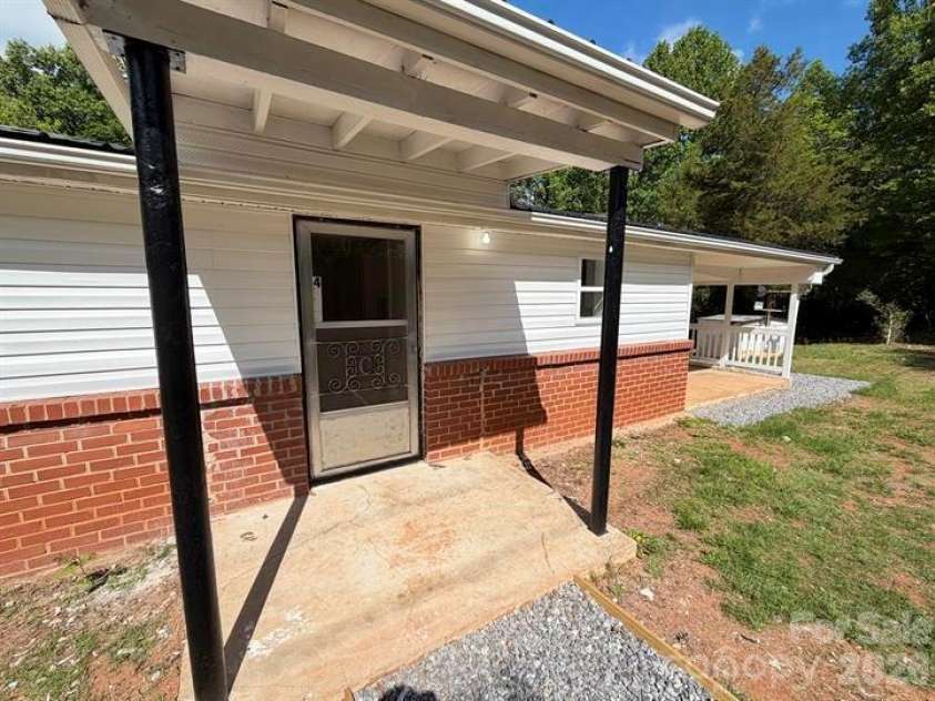 4685 Harmony Highway, Hamptonville, NC 27020.  MLS# CAR4413289, YatesRealty ID 44121. 