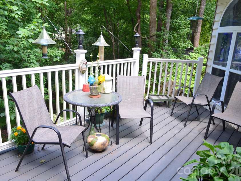 4721 Kuykendall Road, Charlotte, NC 28270.  MLS# CAR4413764, YatesRealty ID 44123. 
