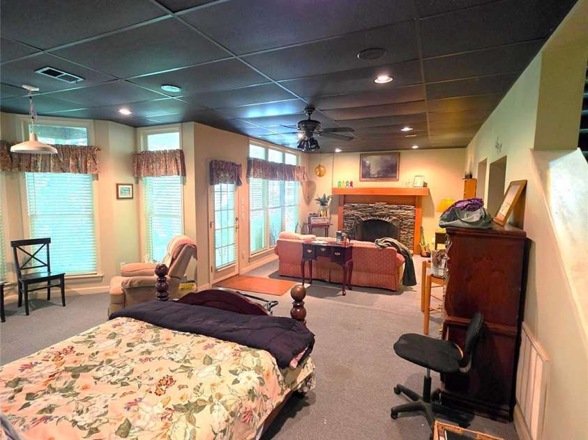 4721 Kuykendall Road, Charlotte, NC 28270.  MLS# CAR4413764, YatesRealty ID 44123. 