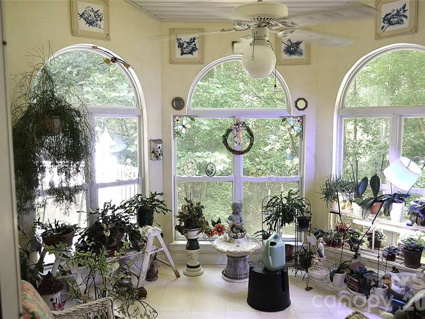 4721 Kuykendall Road, Charlotte, NC 28270.  MLS# CAR4413764, YatesRealty ID 44123. Sun Room