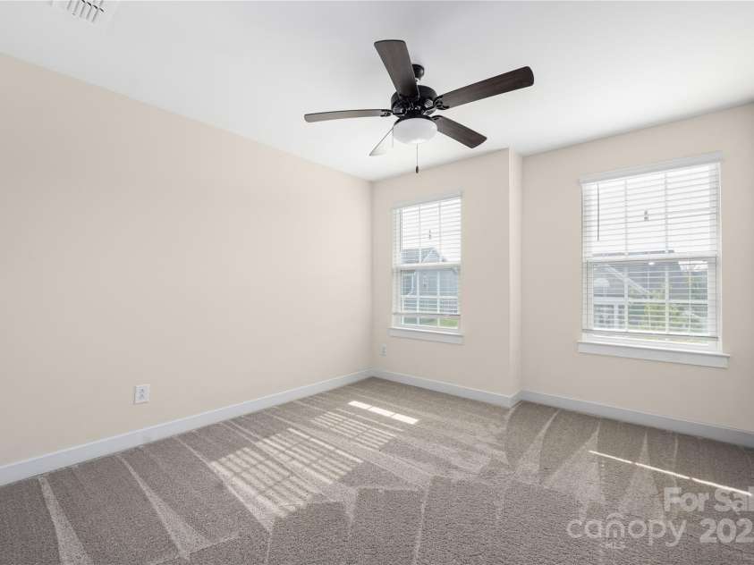 11215 Vanguard Parkway, Huntersville, NC 28078.  MLS# CAR4303580, YatesRealty ID 44124. 