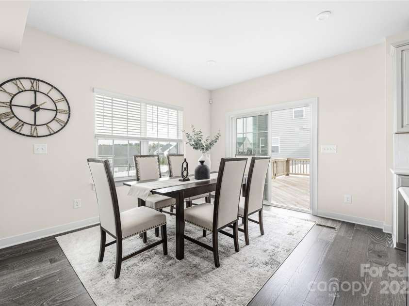 11215 Vanguard Parkway, Huntersville, NC 28078.  MLS# CAR4303580, YatesRealty ID 44124. Dining Area