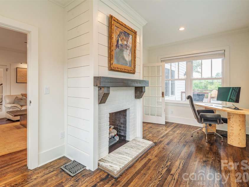 43 Walton Street, Asheville, NC 28801.  MLS# CAR4414367, YatesRealty ID 44124. 