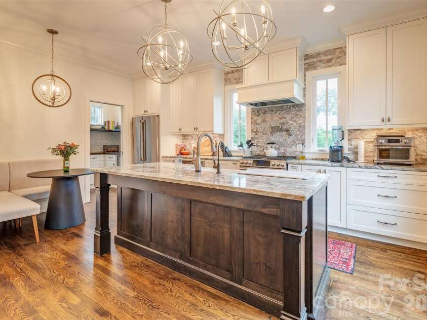 43 Walton Street, Asheville, NC 28801.  MLS# CAR4414367, YatesRealty ID 44124. Huge kitchen