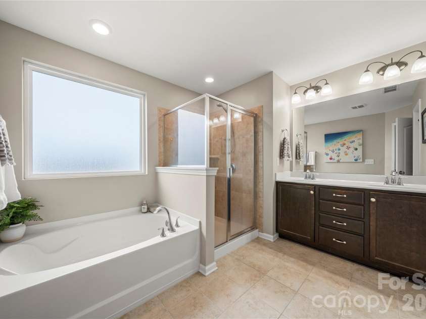 7206 Moultrie Way, Rock Hill, SC 29732.  MLS# CAR4411826, YatesRealty ID 44125. 