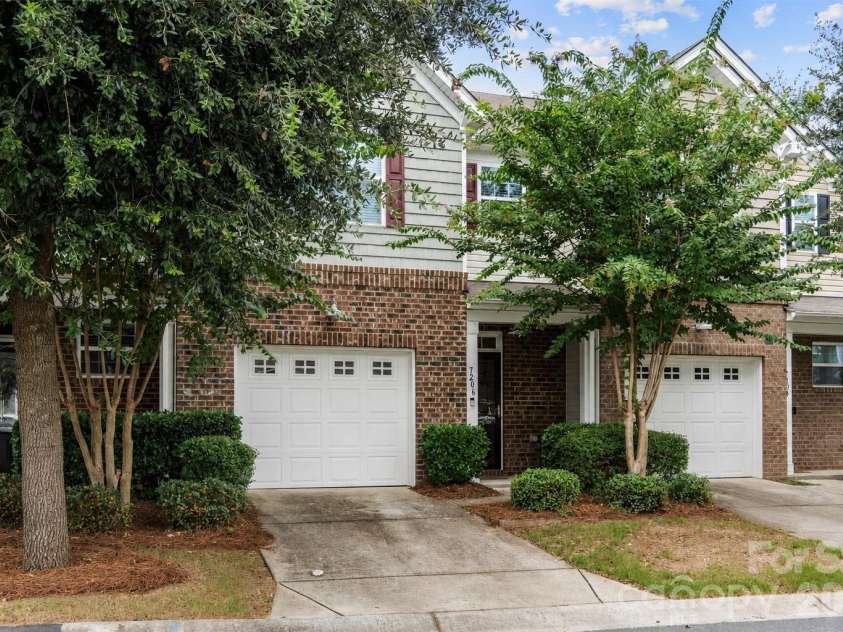 7206 Moultrie Way, Rock Hill, SC 29732.  MLS# CAR4411826, YatesRealty ID 44125. 