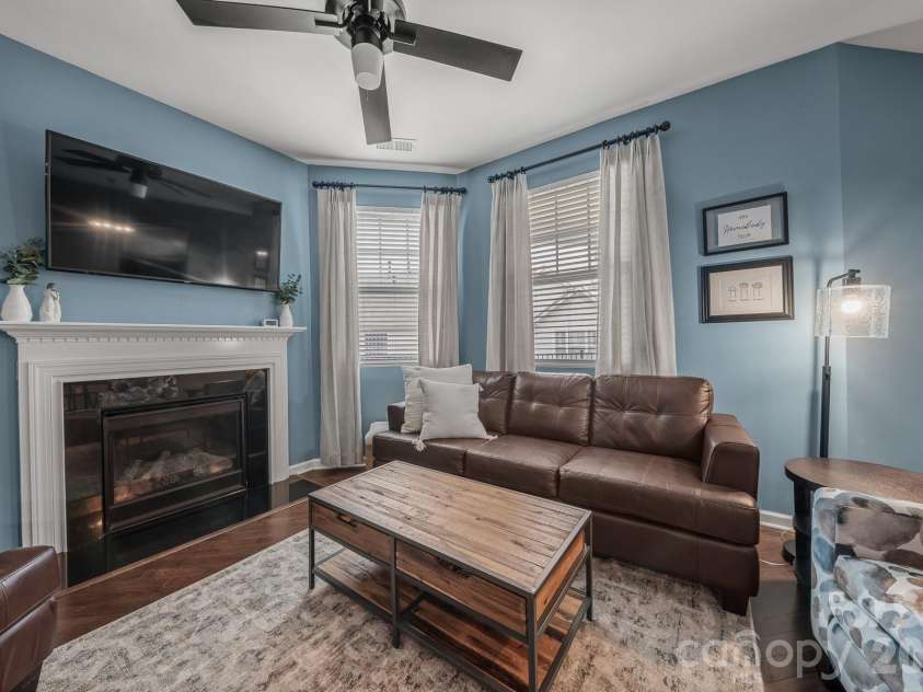 7206 Moultrie Way, Rock Hill, SC 29732.  MLS# CAR4411826, YatesRealty ID 44125. 