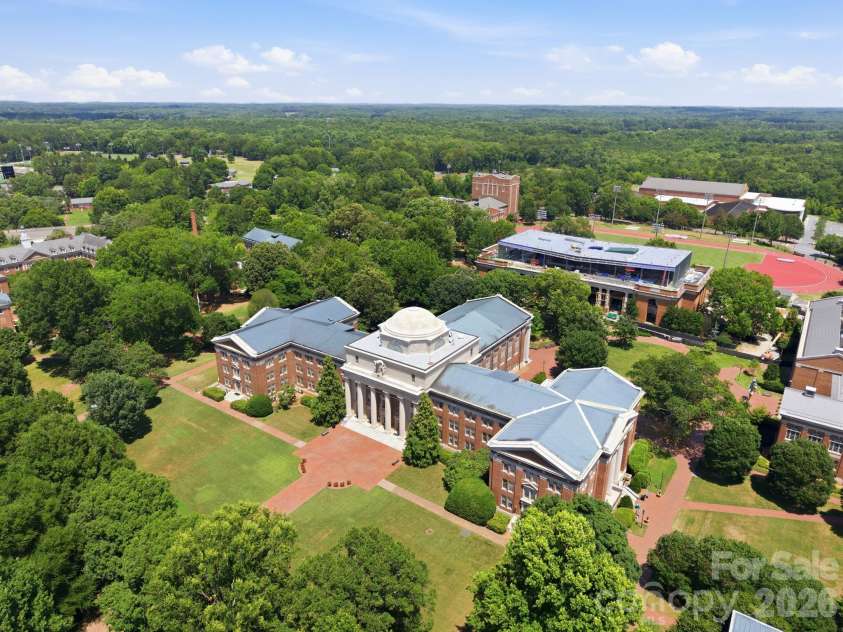 915 Northeast Drive, Davidson, NC 28036.  MLS# CAR4396238, YatesRealty ID 44126. Davidson College