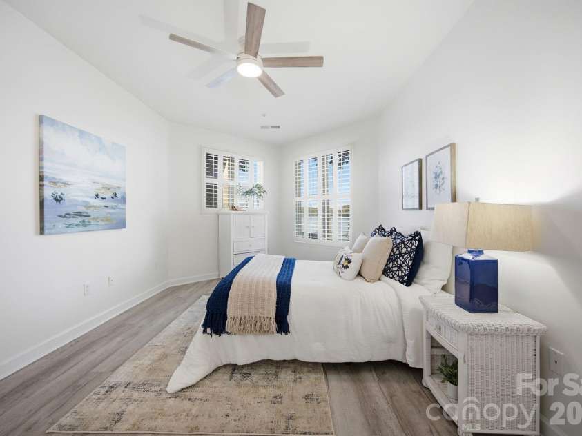 915 Northeast Drive, Davidson, NC 28036.  MLS# CAR4396238, YatesRealty ID 44126. Updated fan / light with remote