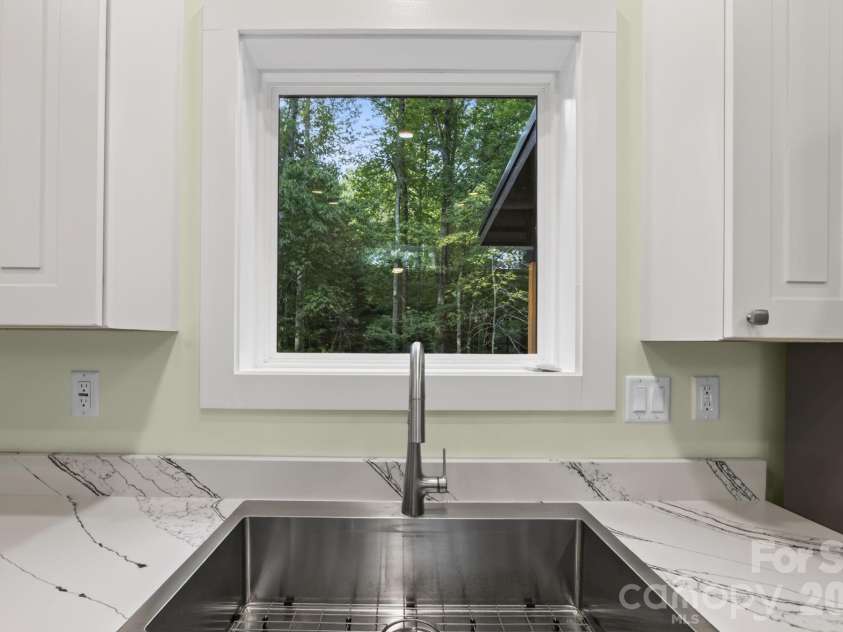 1008 Bell Mountain Road, Zirconia, NC 28790.  MLS# CAR4407045, YatesRealty ID 44128. Kitchen