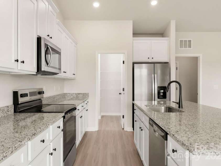 3262 Maple Ridge Drive, Gastonia, NC 28052.  MLS# CAR4228660, YatesRealty ID 4413. 