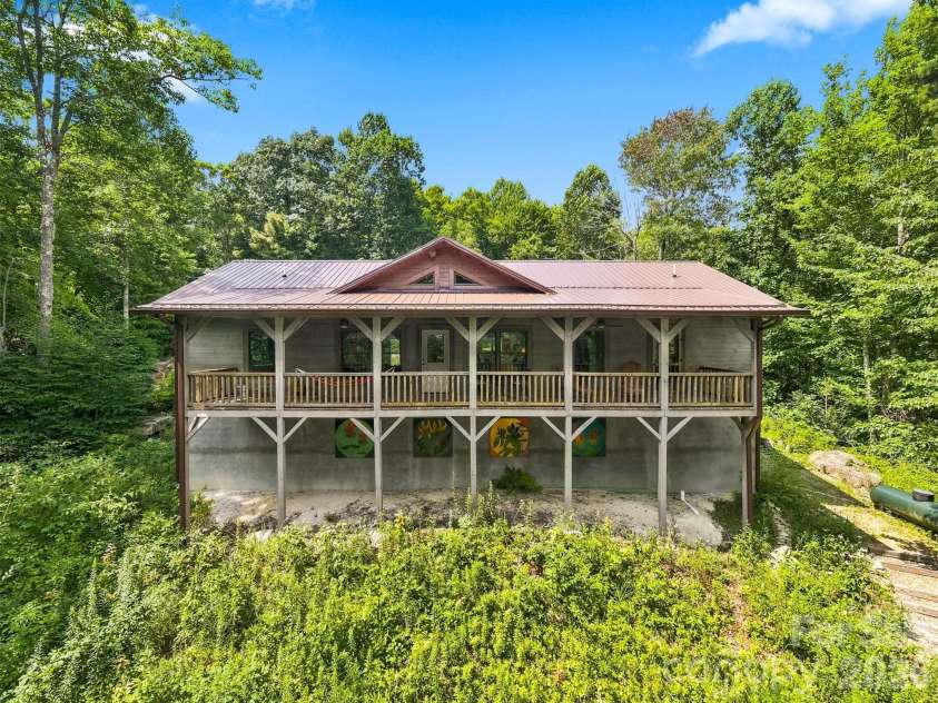 7753 Parks Mountain Drive, Newland, NC 28657.  MLS# CAR4414344, YatesRealty ID 44130. 