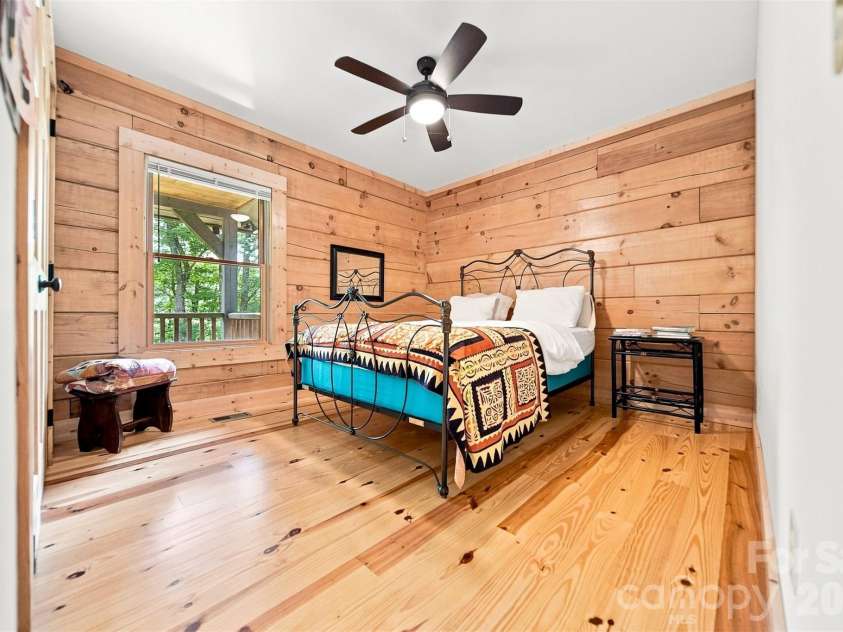 7753 Parks Mountain Drive, Newland, NC 28657.  MLS# CAR4414344, YatesRealty ID 44130. 