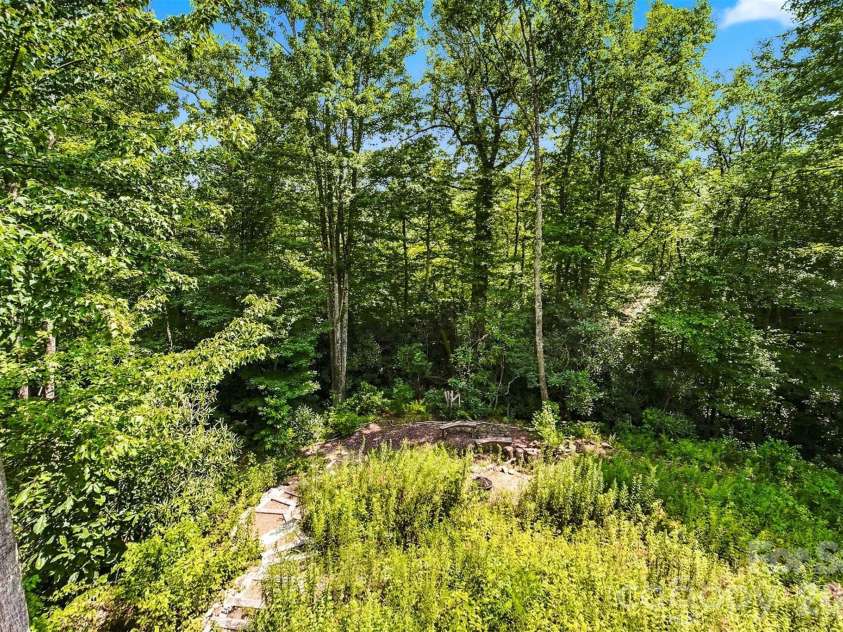 7753 Parks Mountain Drive, Newland, NC 28657.  MLS# CAR4414344, YatesRealty ID 44130. 