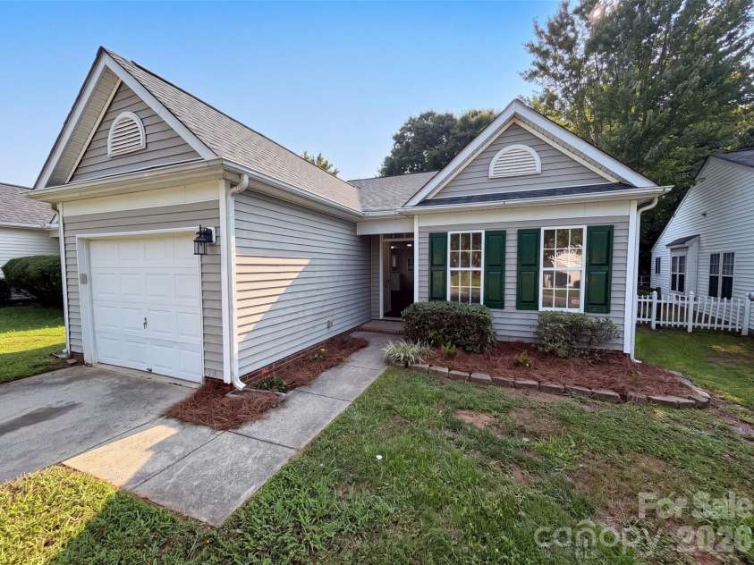 3011 Kansas City Drive, Monroe, NC 28110.  MLS# CAR4414394, YatesRealty ID 44131. 