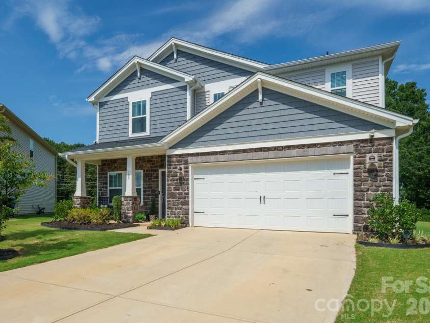 109 Drover Drive, Mooresville, NC 28115.  MLS# CAR4414628, YatesRealty ID 44134. 