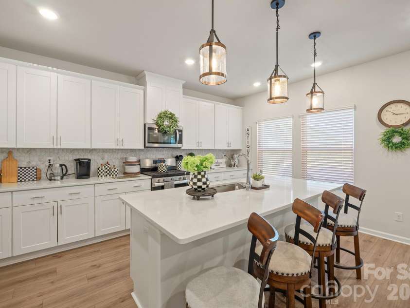 109 Drover Drive, Mooresville, NC 28115.  MLS# CAR4414628, YatesRealty ID 44134. 