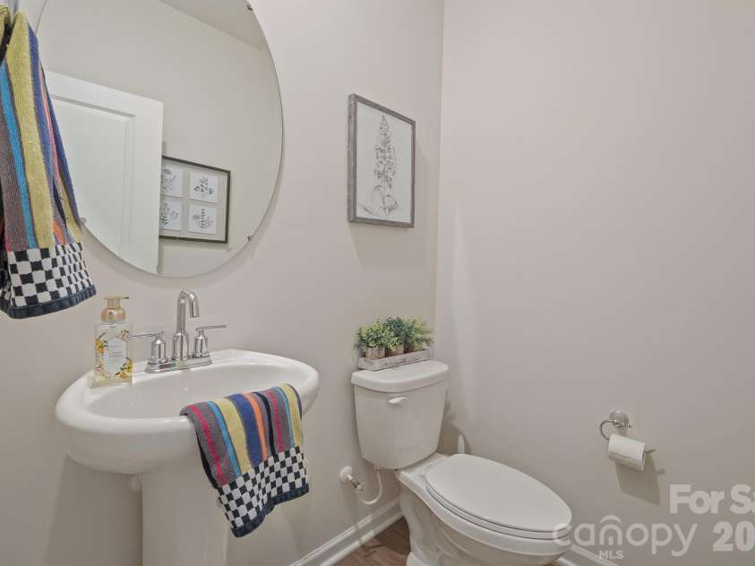109 Drover Drive, Mooresville, NC 28115.  MLS# CAR4414628, YatesRealty ID 44134. 