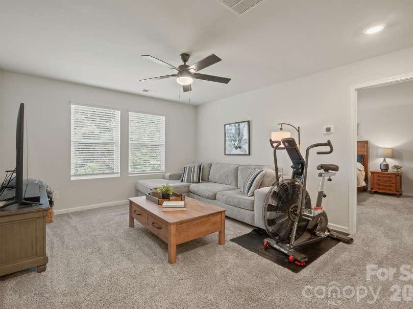 109 Drover Drive, Mooresville, NC 28115.  MLS# CAR4414628, YatesRealty ID 44134. 