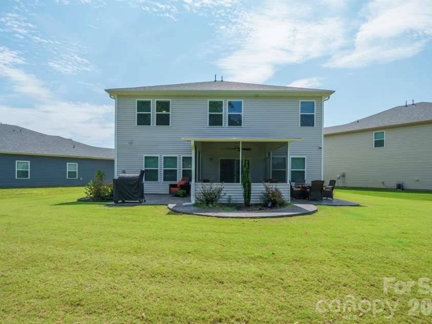 109 Drover Drive, Mooresville, NC 28115.  MLS# CAR4414628, YatesRealty ID 44134. 