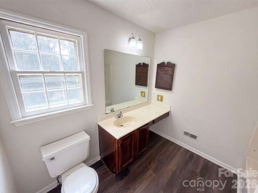 8909 Danson Drive, Charlotte, NC 28277.  MLS# CAR4414272, YatesRealty ID 44135. 
