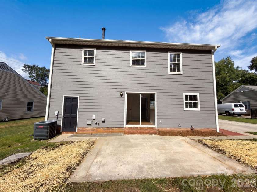8909 Danson Drive, Charlotte, NC 28277.  MLS# CAR4414272, YatesRealty ID 44135. 