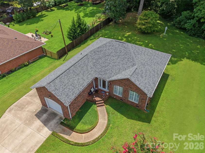 211 Peachtree Street, Belmont, NC 28012.  MLS# CAR4413887, YatesRealty ID 44136. 