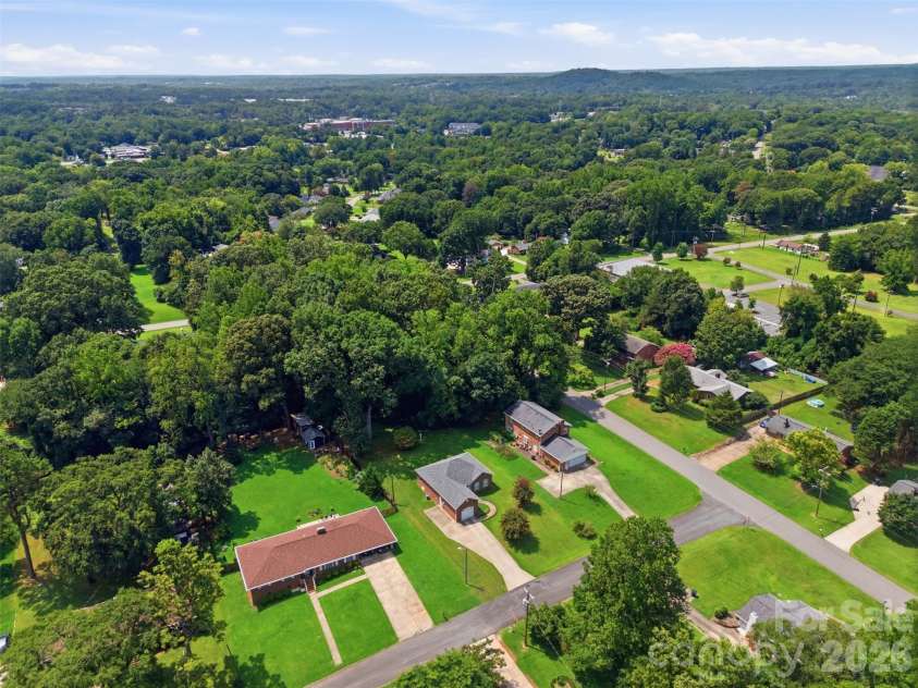 211 Peachtree Street, Belmont, NC 28012.  MLS# CAR4413887, YatesRealty ID 44136. 