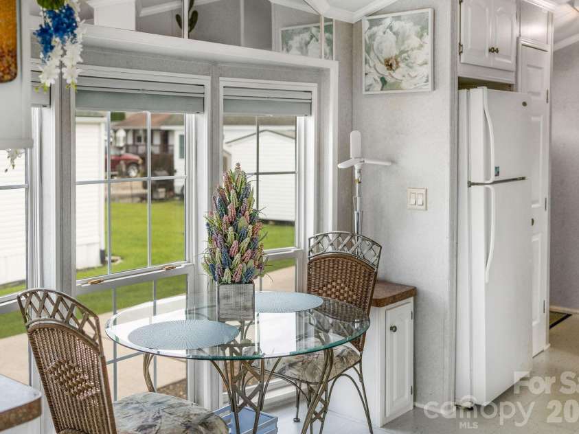 53 Strollers Lane, Waynesville, NC 28785.  MLS# CAR4413806, YatesRealty ID 44137. 