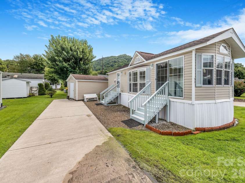 53 Strollers Lane, Waynesville, NC 28785.  MLS# CAR4413806, YatesRealty ID 44137. 