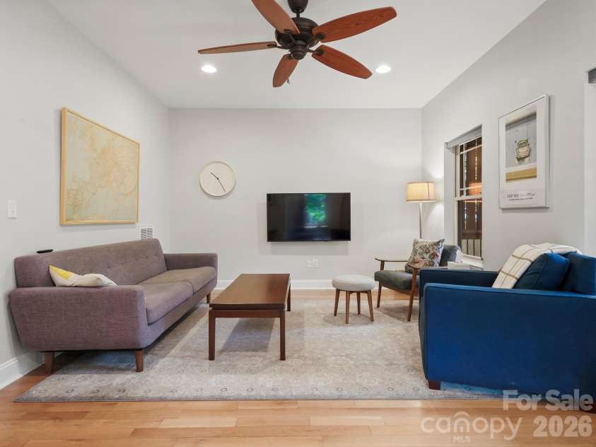 56 Harvard Place, Asheville, NC 28806.  MLS# CAR4412947, YatesRealty ID 44139. 